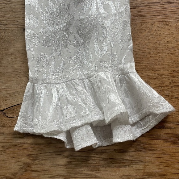 Batsheva Grace Blouse in White Jacquard Size
12 - Picture 4 of 6